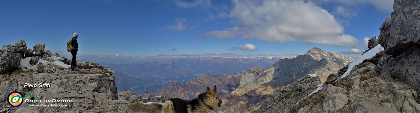 45 Alla Selletta di Val Scarettone...vista a monte verso Lago di Como e Grignone.jpg